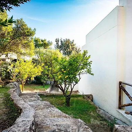 Valeria - Charming House Close To The Villa