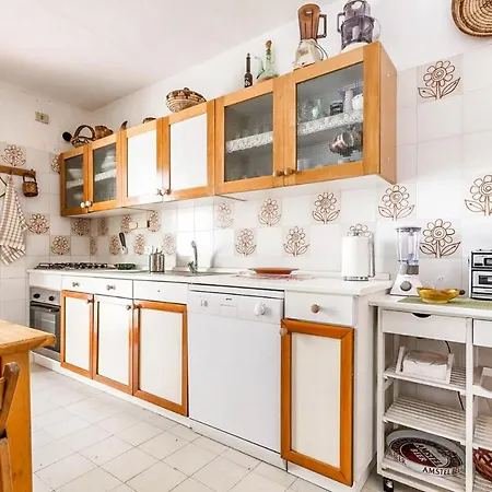 Villa Valeria - Charming House Close To The *